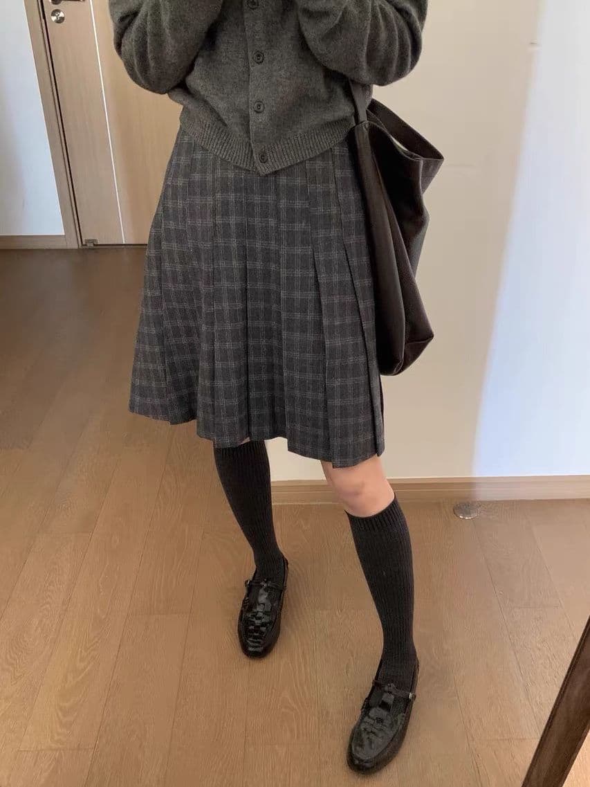 チェックスカート 上品な格子柄 プリーツ入り 