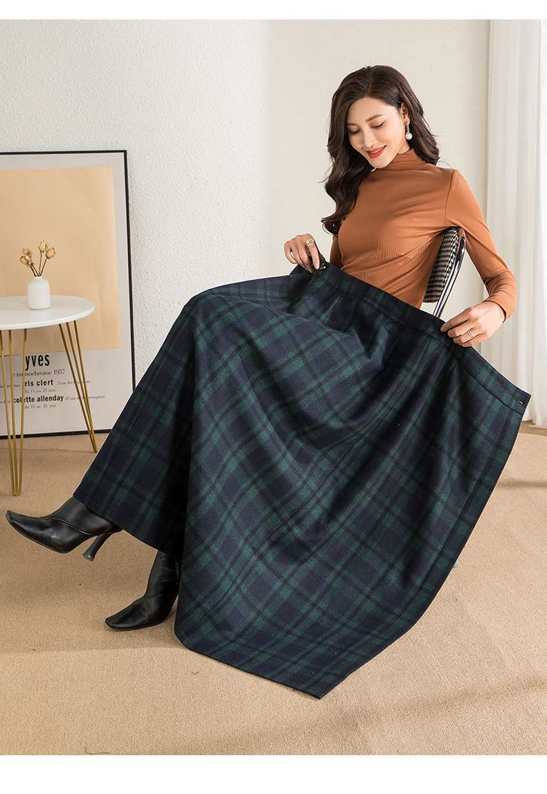 クラシカルチェックスカート