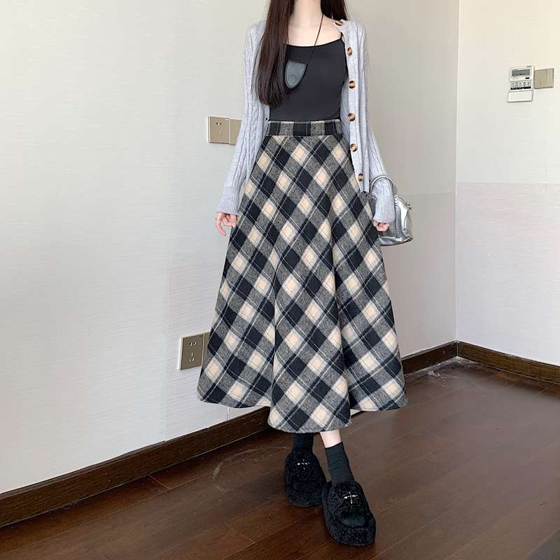 チェックスカート ふんわりチェック柄ロングスカート