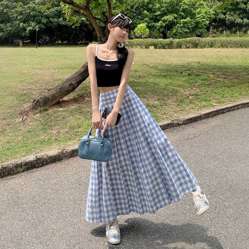 ガーリーなチェック柄ロングスカート✨