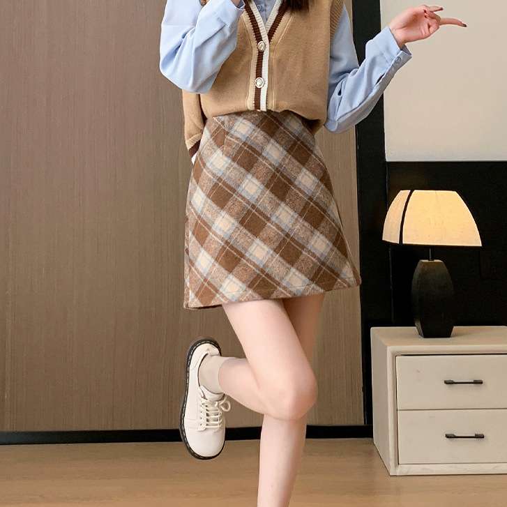 なめらかウール混チェックスカート