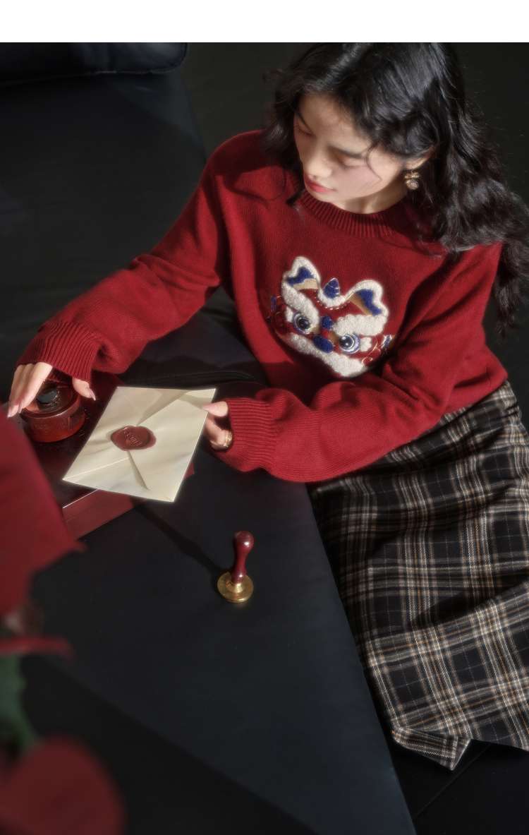 バックスリット付きチェックスカート